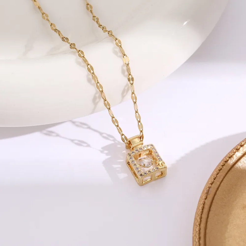 Elegant Gold Necklace with Crystal Pendant